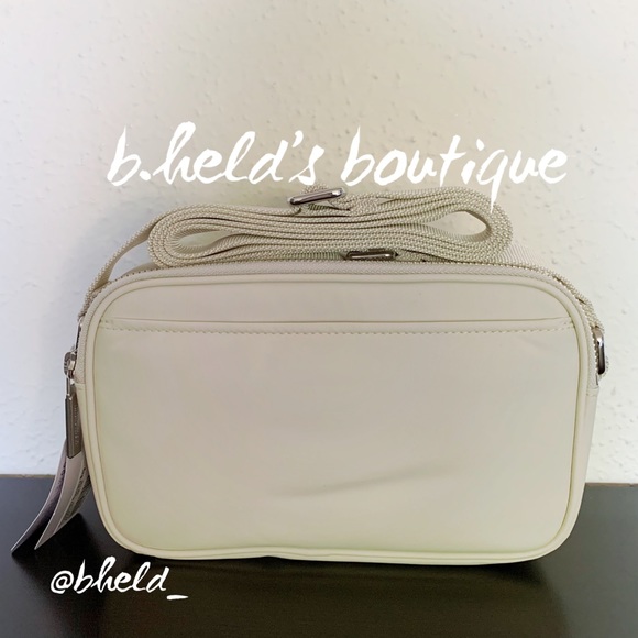 lululemon Crossbody Camera Bag 2L in White Opal with Silver Zipper Brand New NWT - Picture 2 of 15